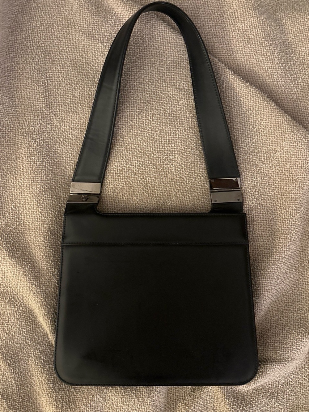 Gianni VERSACE Classic Black Leather Shoulder Bag